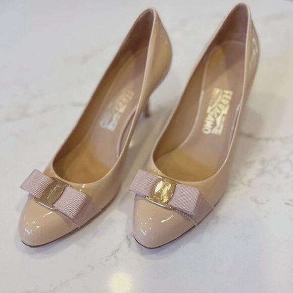 Salvatore Ferragamo Patent Leather Heals - Size 9.5 - Picture 1 of 2
